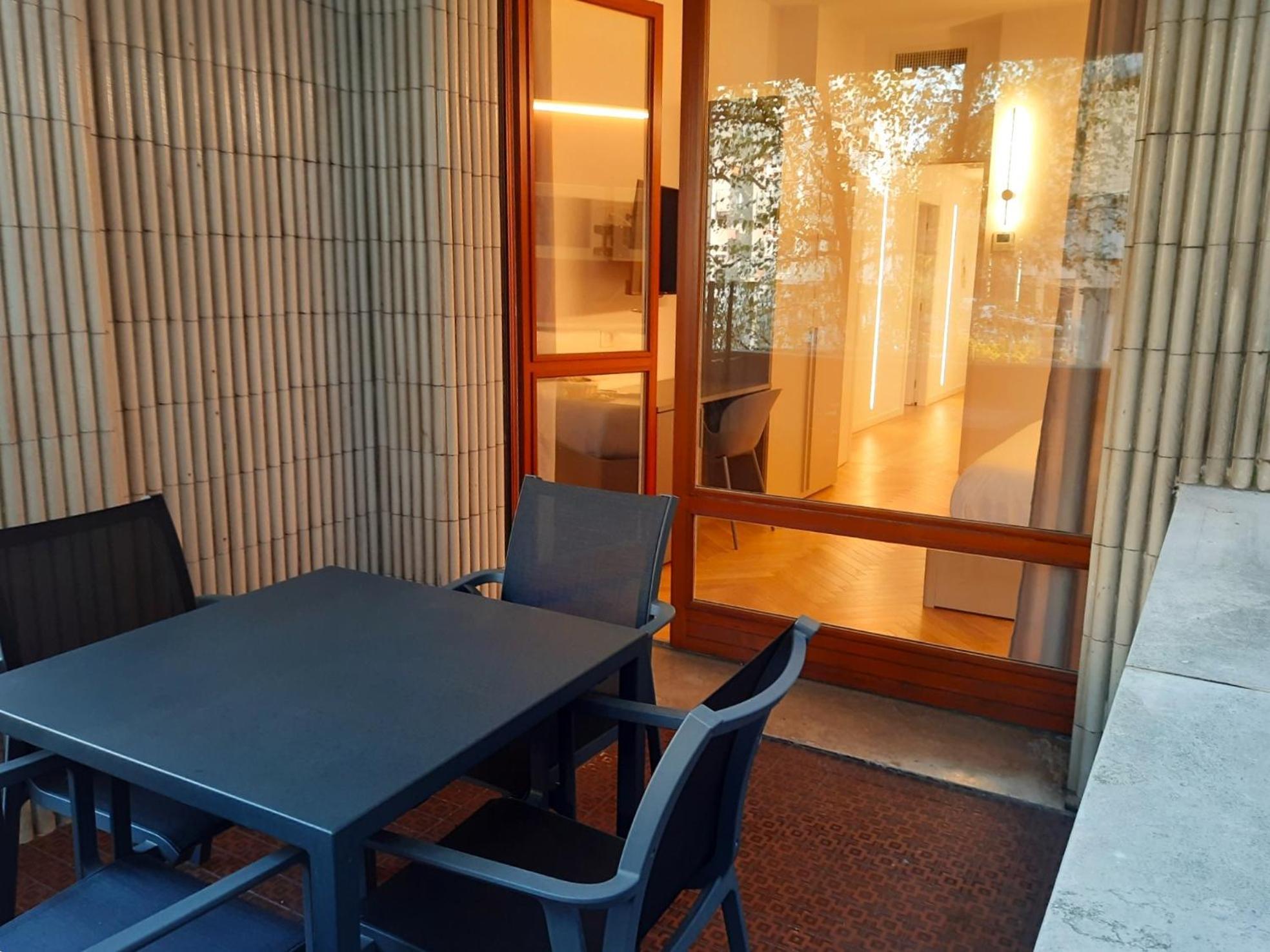 Mako Suites - Centro E Stazione Monza Exteriér fotografie