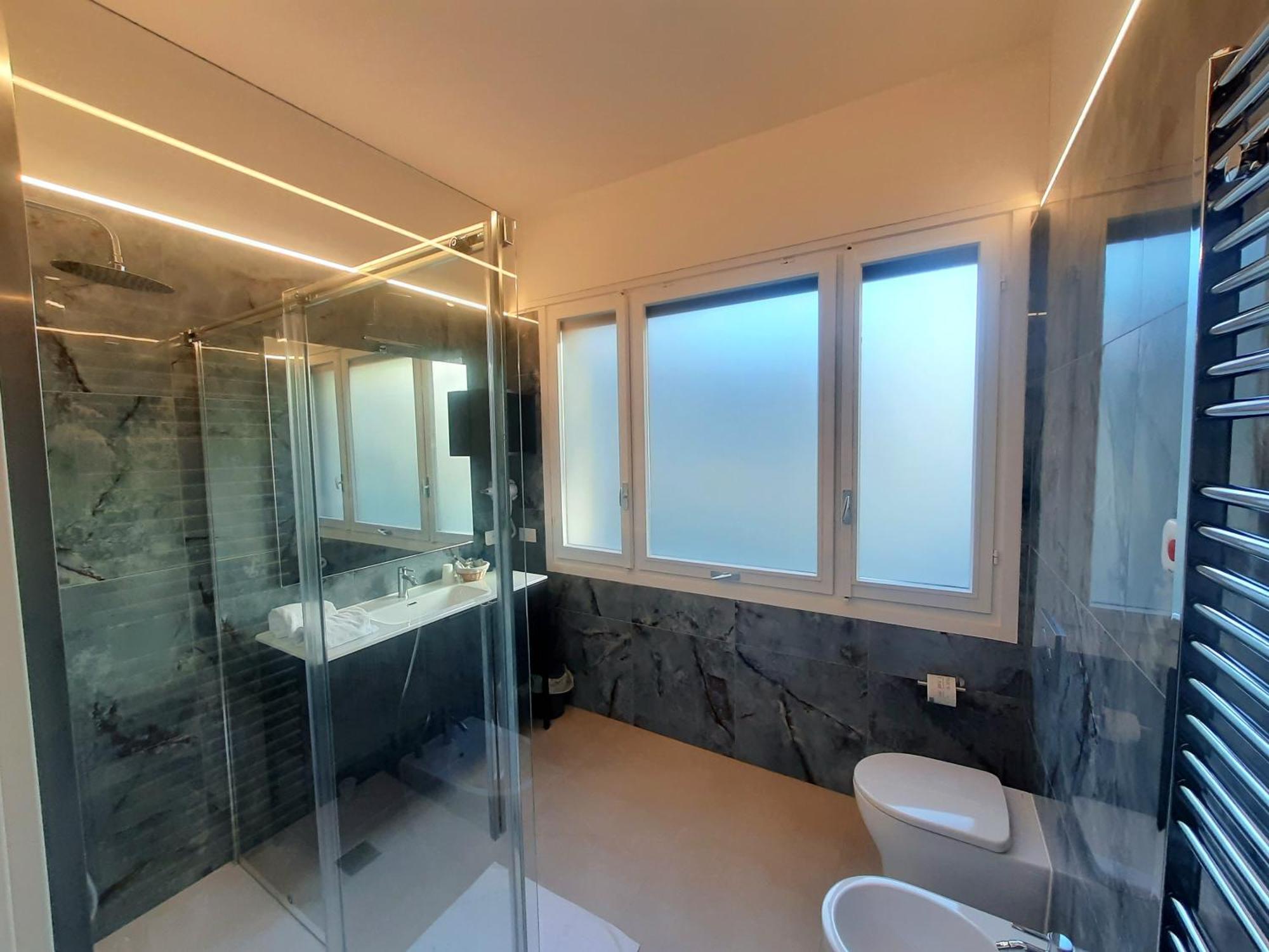 Mako Suites - Centro E Stazione Monza Exteriér fotografie
